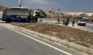 Altınözü-Antakya yolunda kamyon ile tır kazası ucuz atladıldı