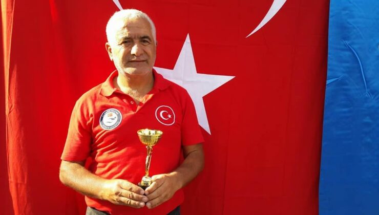 Hataylı milli yüzücü kalbine yenik düştü!