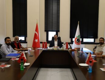 Altınözü’nde hasarlı yapılar ve hukuki süreçler masaya yatırıldı
