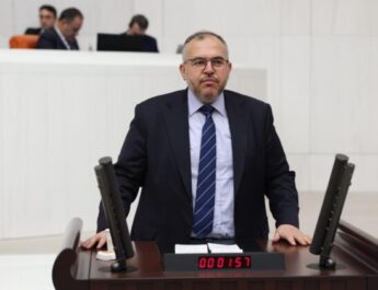 Hatay’daki dubleks daire mağduriyeti yeniden meclis gündeminde