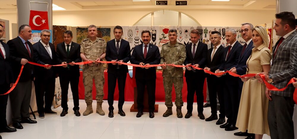 Hatay’da çocuk ve genç hükümlülerin yaptığı ürünler sergilendi
