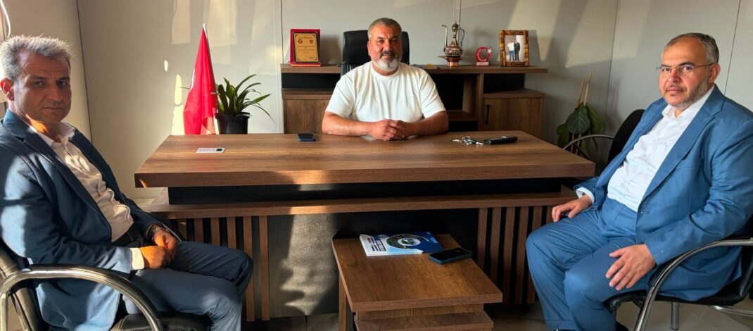 Çalışkan Altınözü’nde esnaf, muhtar ve vatandaşlarla buluştu
