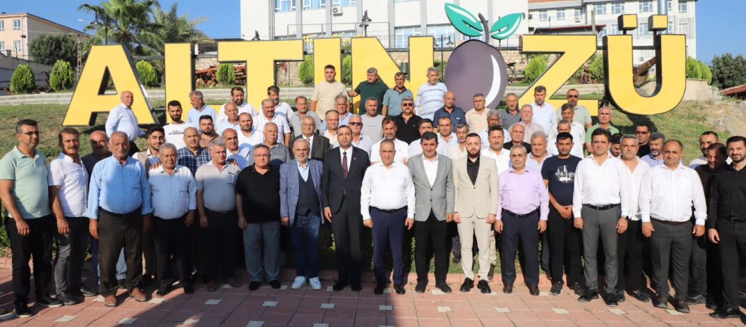 AK Parti Altınözü’nde istişare ve değerlendirme toplantısı
