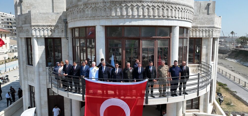 Dün de bugün de yarın da Hatay şahsi meselemiz!