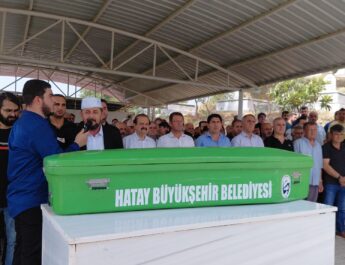 Suudi Arabistan’da yangında ölen 4 Türk vatandaşının cenazeleri Hatay’da defnedildi