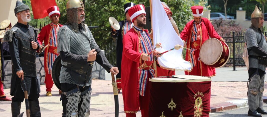 HBB Mehteranı Altınözü’nde ecdadın izini yaşattı