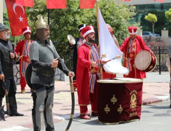 HBB Mehteranı Altınözü’nde ecdadın izini yaşattı